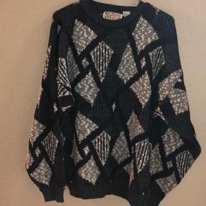 Vintage Thrifted Sweater!!! Slightly oversized